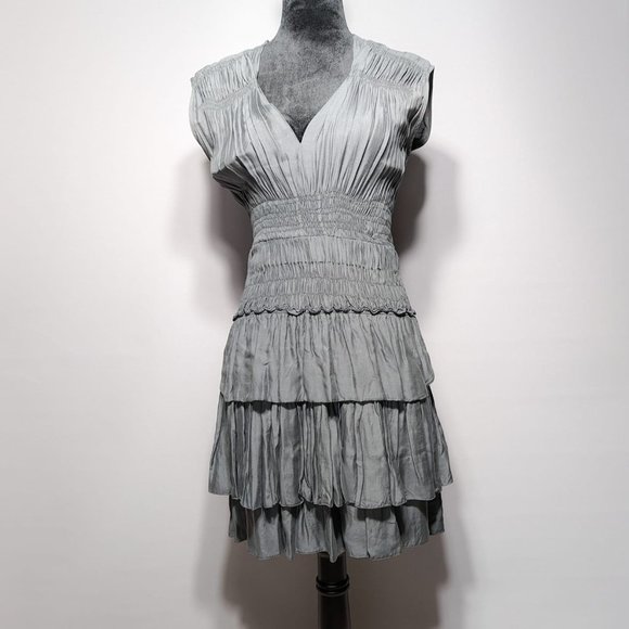 Green Dress - Picture 3 of 6